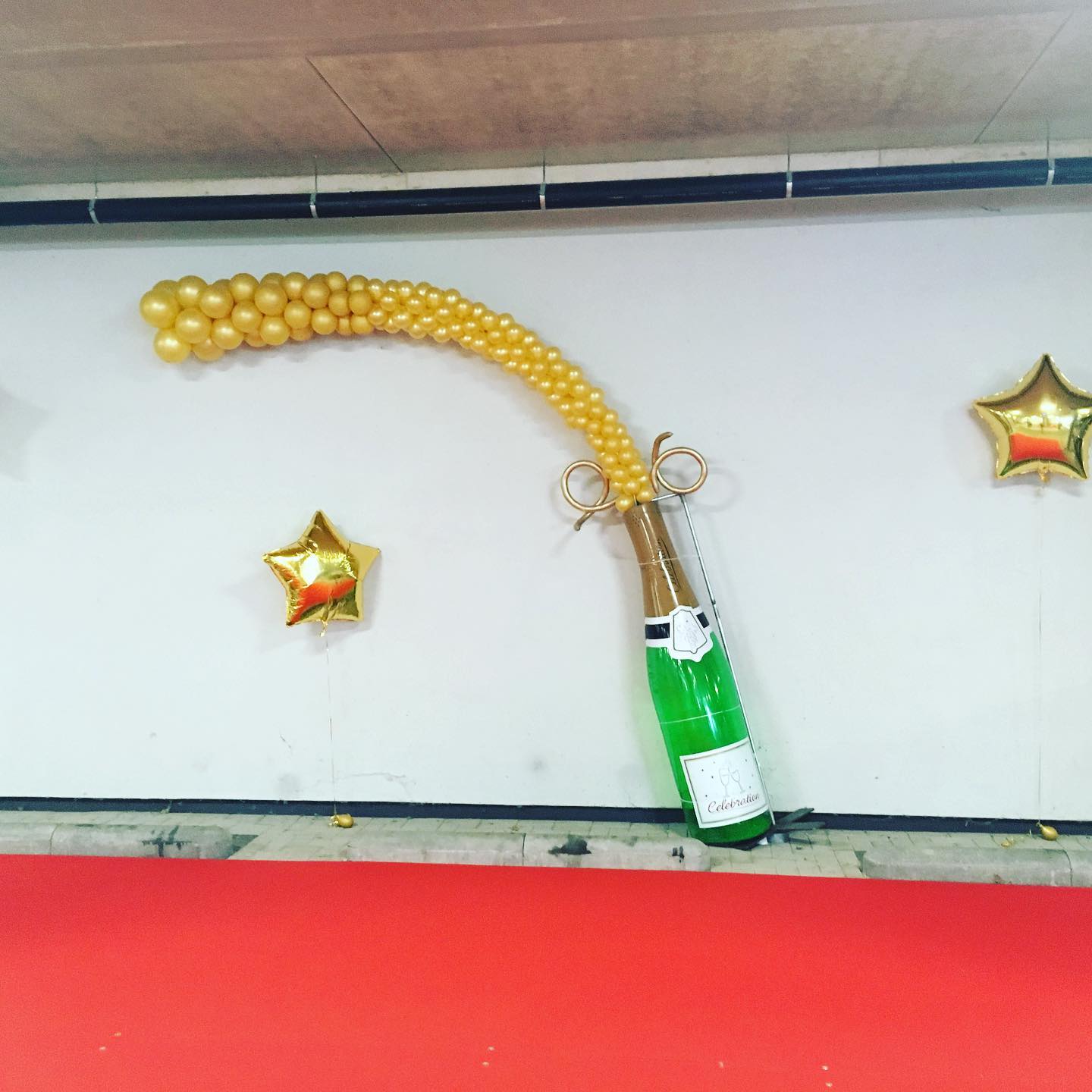 Champagne fles van ballonnen