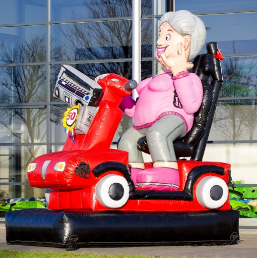 Een opblaas Abraham pop huren Elburg