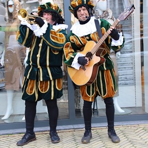 Duo roetveeg Pieten