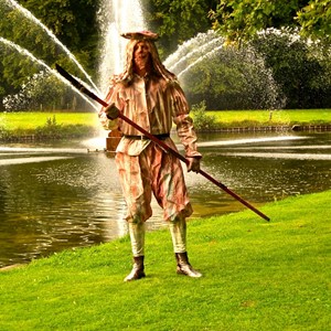 Living statues