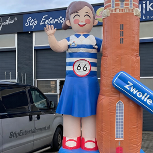 Sarah opblaas Zwollenaar met Peperbus