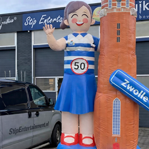 Sarah opblaas Zwollenaar met Peperbus